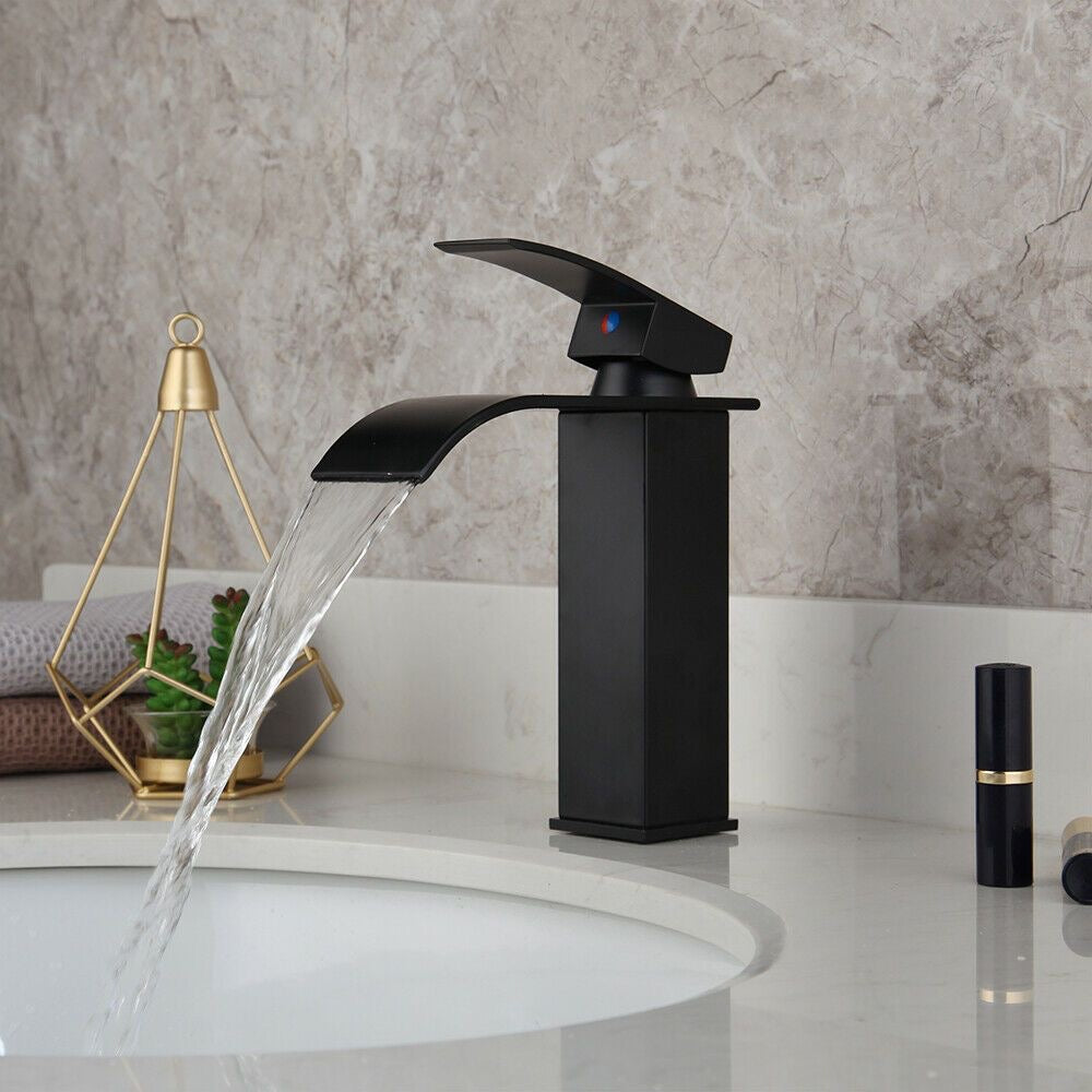 Closed waterfall basin mixer (short) height 20cm